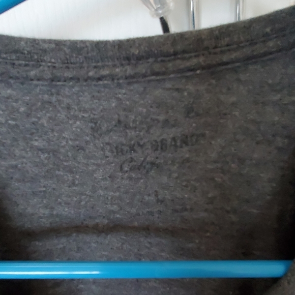 4 Lucky Brand Tee's Bundled - Picture 2 of 8